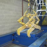 Testing of a grab type lifter.